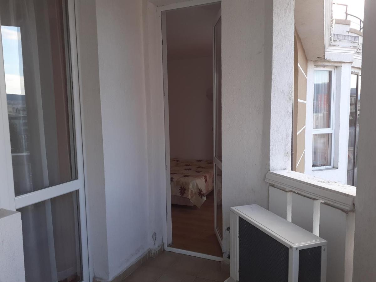 Апартамент Полюси 1 Slăntjev Brjag Exteriör bild