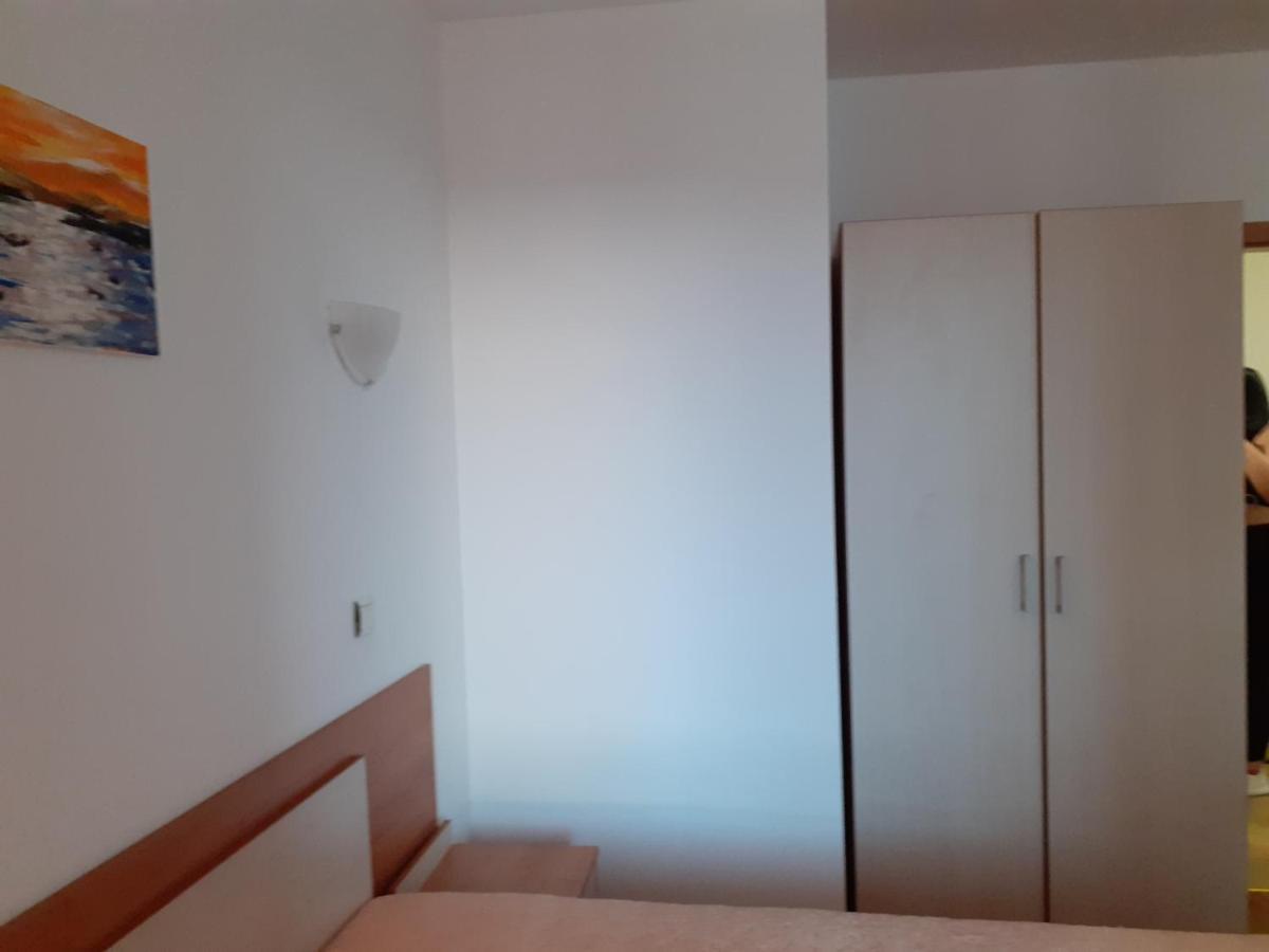 Апартамент Полюси 1 Slăntjev Brjag Exteriör bild
